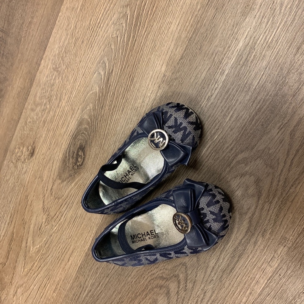 Michael Kors girls shoes